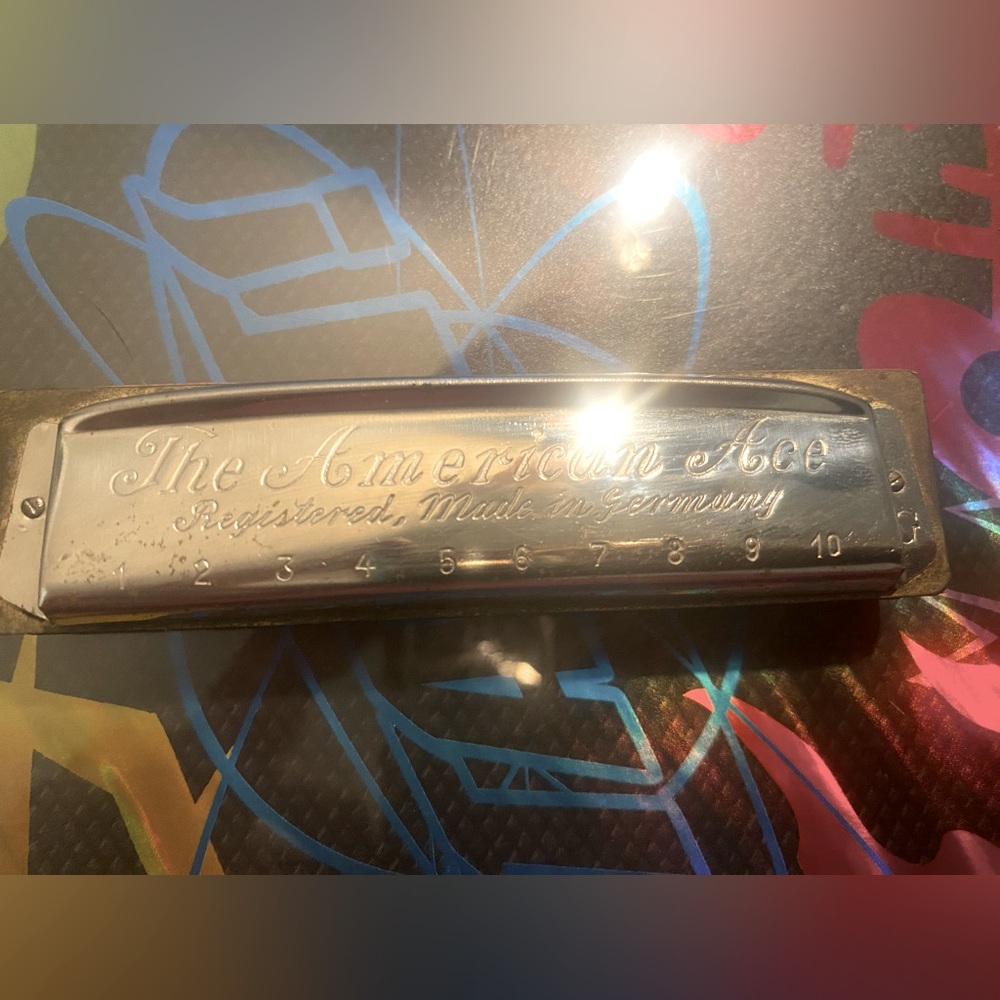 Harmonica , The American Ace